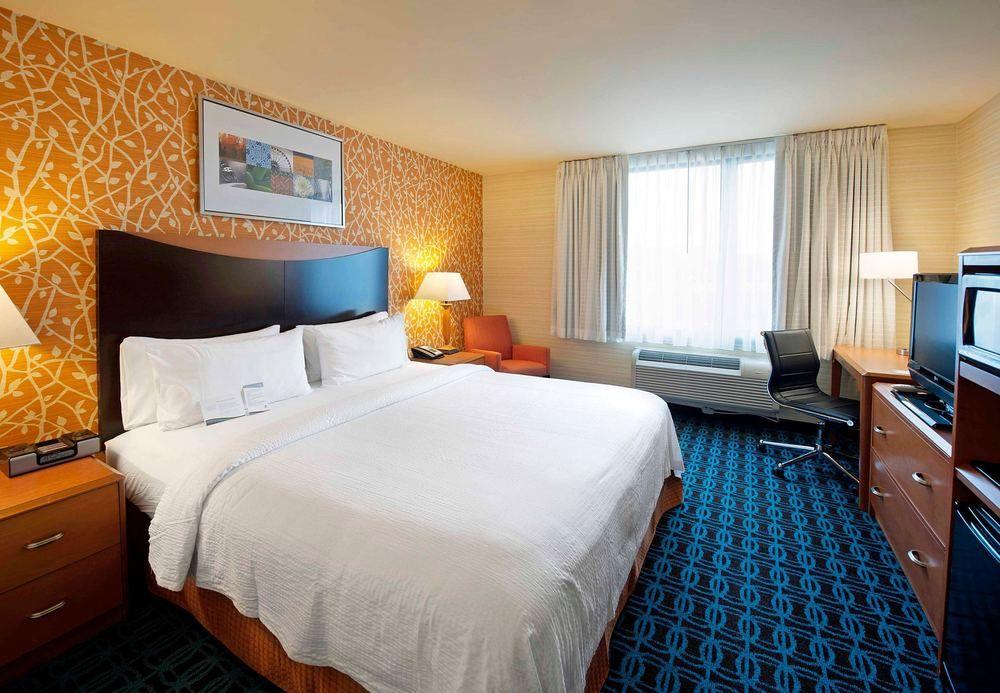 Fairfield Inn By Marriott Jfk Airport New York Exterior photo