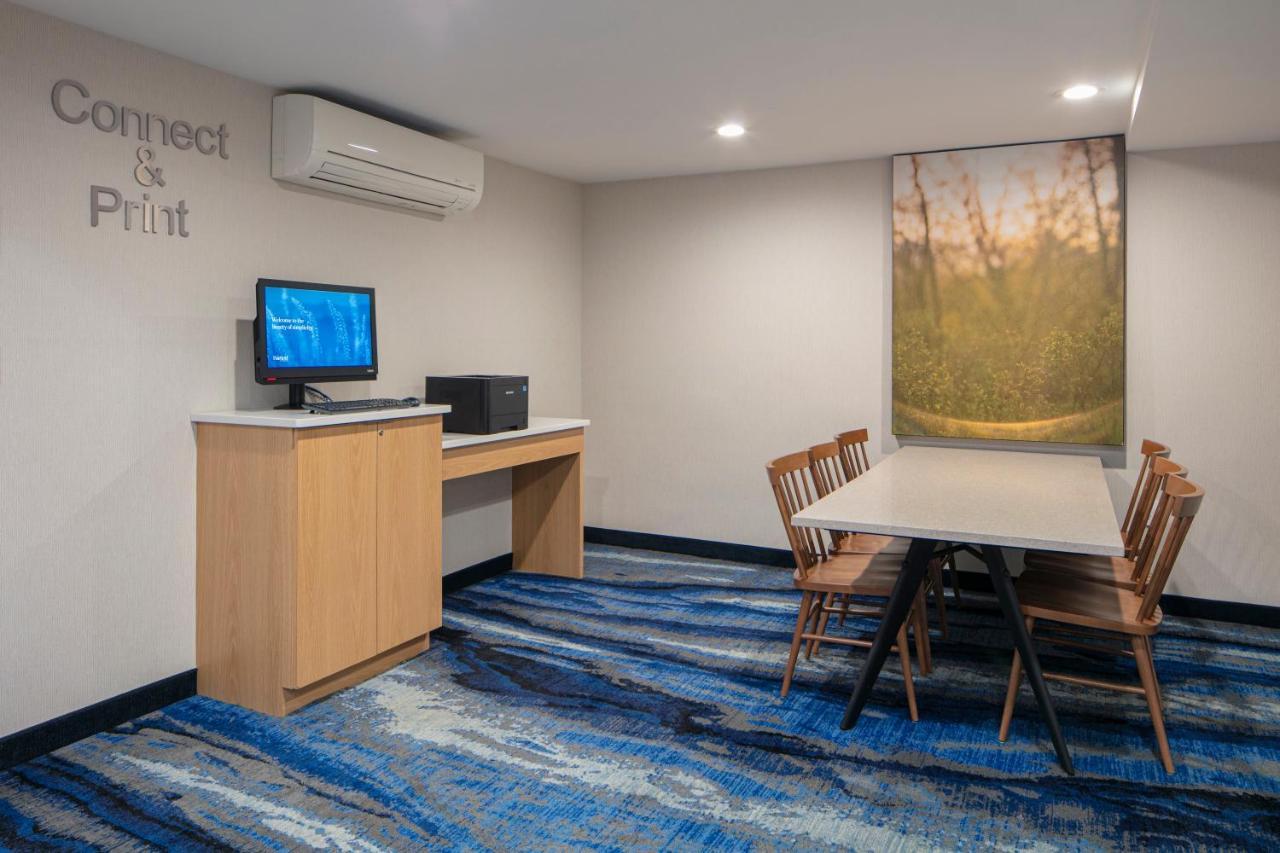 Fairfield Inn By Marriott Jfk Airport New York Exterior photo