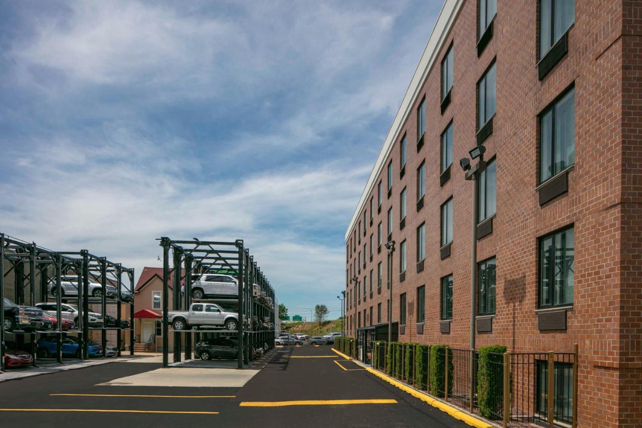 Fairfield Inn By Marriott Jfk Airport New York Exterior photo