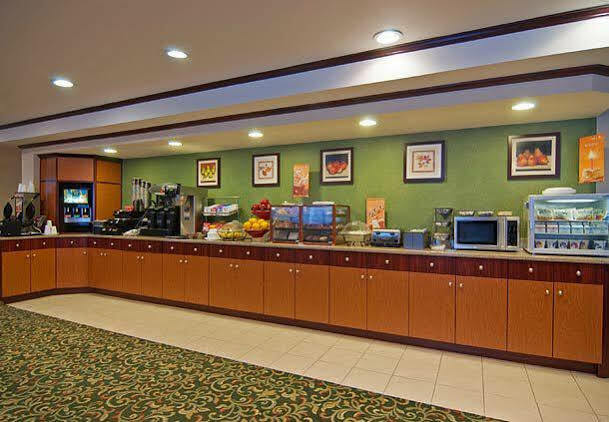 Fairfield Inn By Marriott Jfk Airport New York Exterior photo